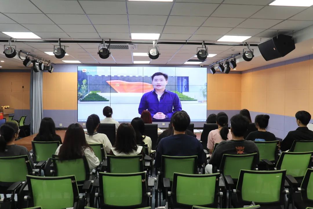 香港大红鹰论坛网