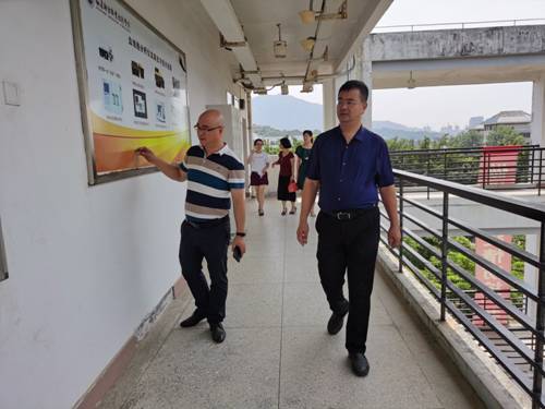 香港大红鹰论坛网